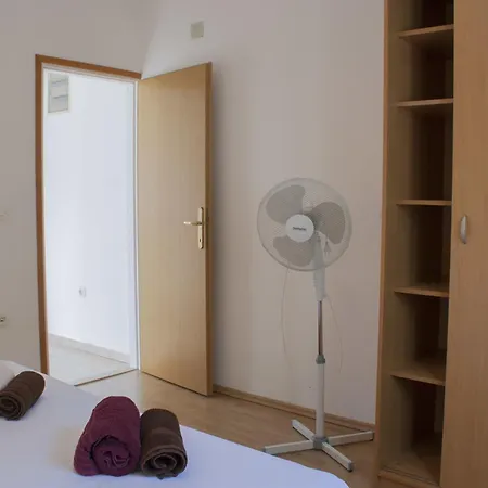 House Baglija * Lumbarda