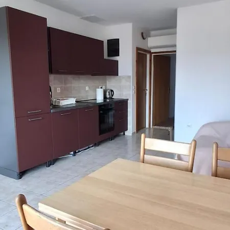 House Baglija شقة *