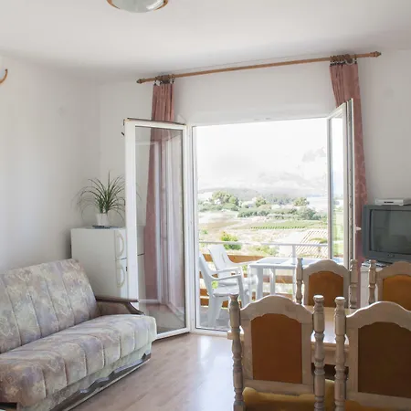 House Baglija شقة *