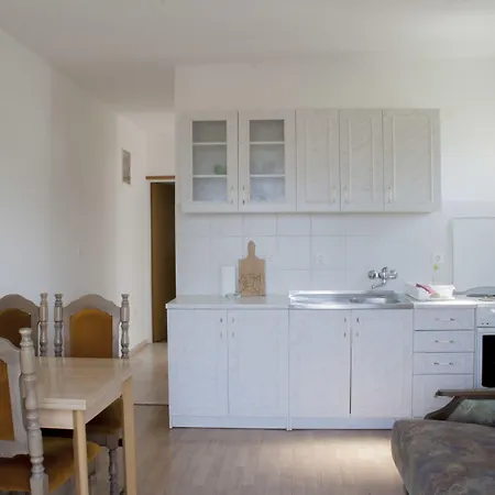 House Baglija * لومباردا