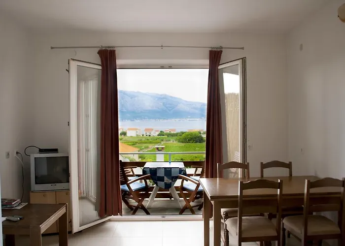 公寓 House Baglija 鲁巴达